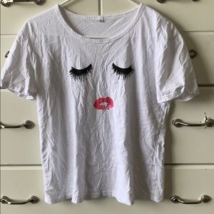 Zaful white with lashes and lips graphic tee